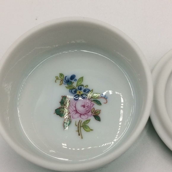 Antique Rare Depuis porcelain box 1773 France - Picture 6 of 6